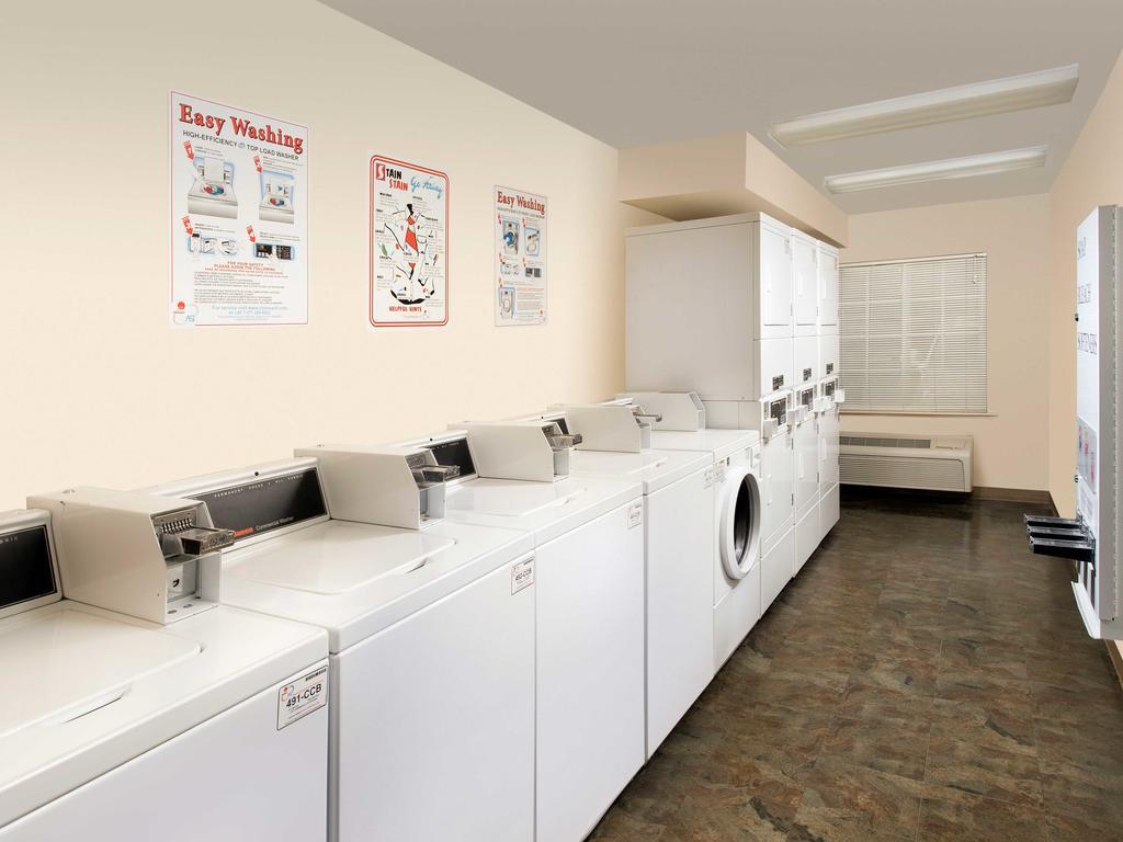 Woodspring Suites Kansas City Mission Merriam Luaran gambar